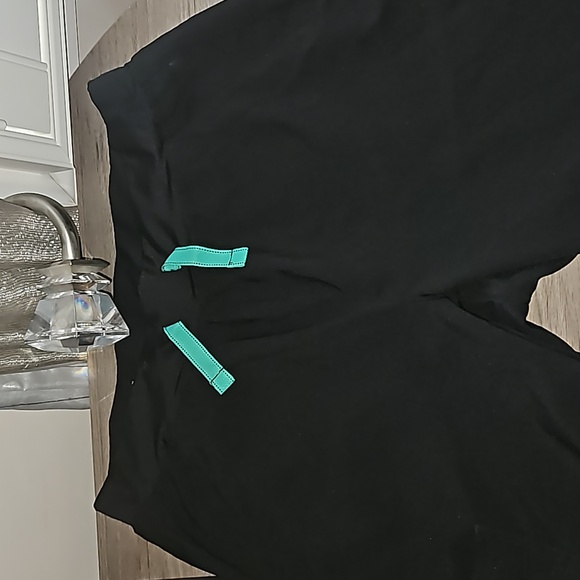 Scrub bottoms - Picture 1 of 4